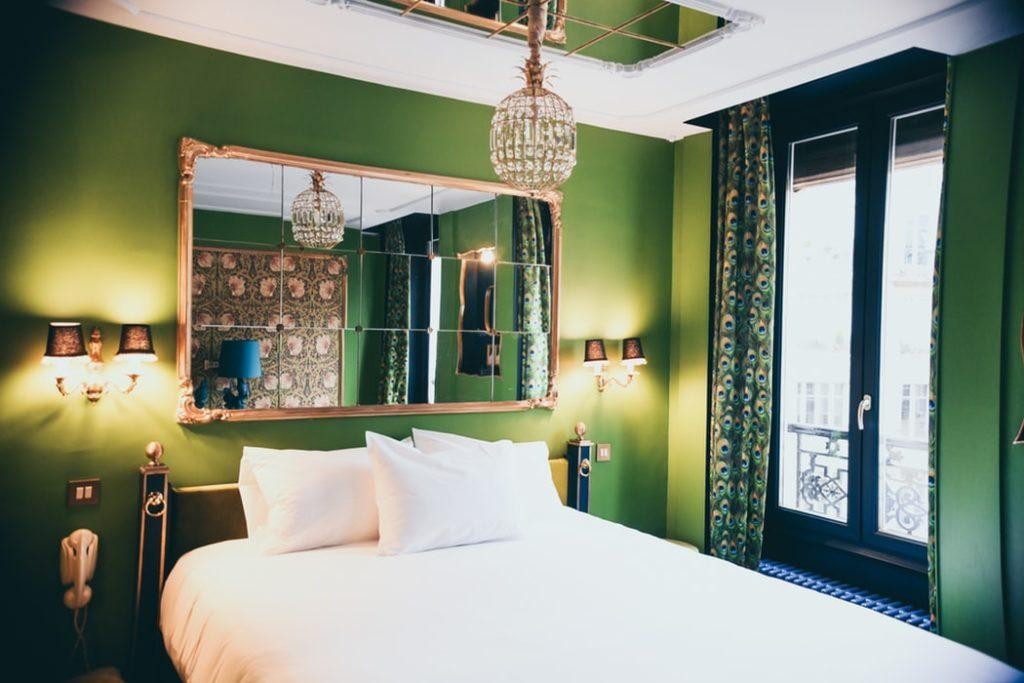 Decoración de habitación de hotel