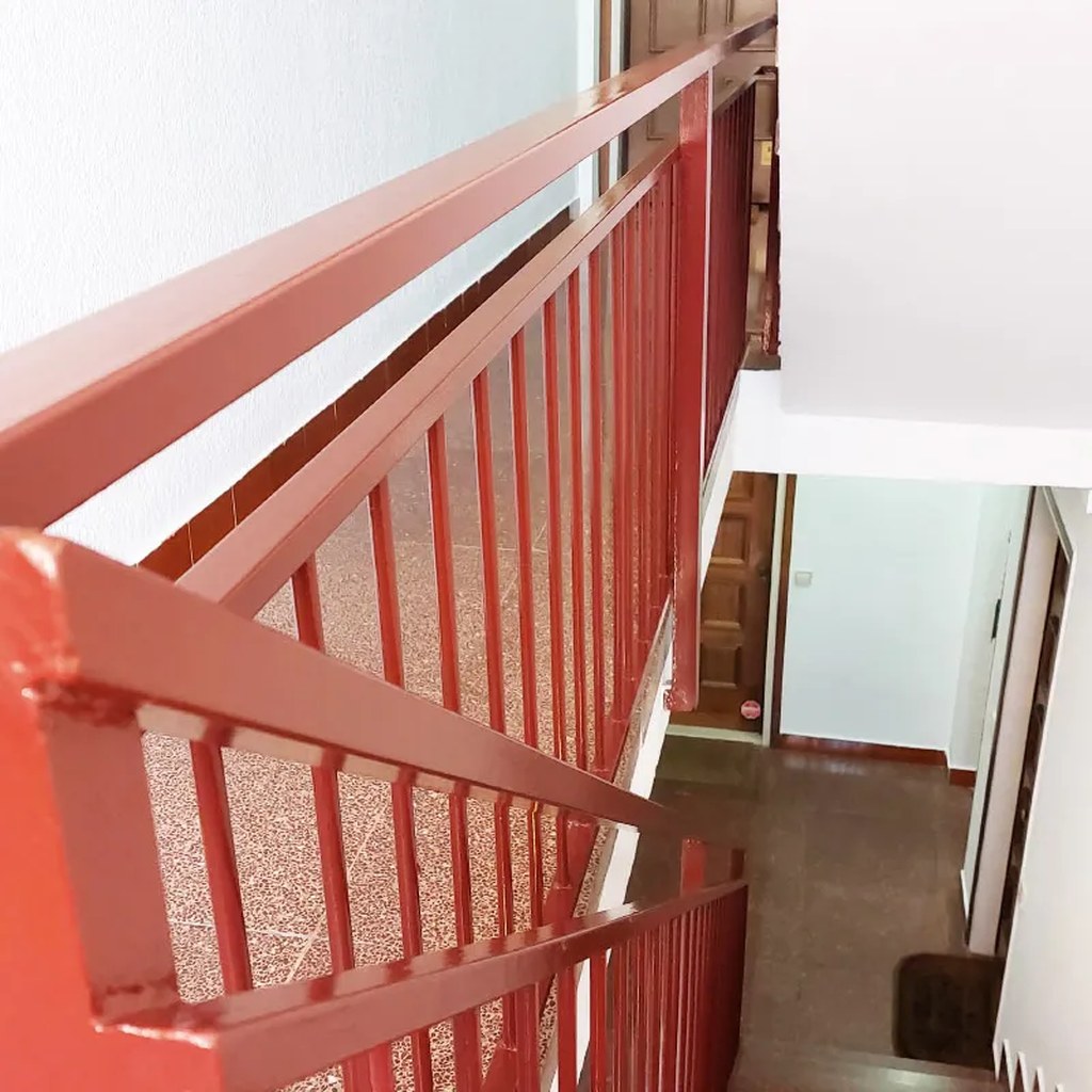Pintura de escalera comunitaria